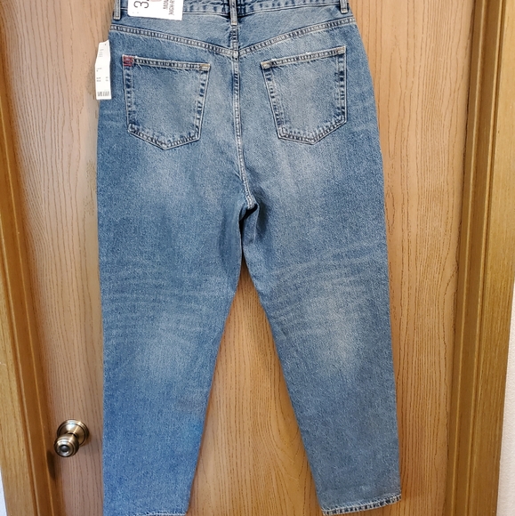 NWT BDG Urban Outfitters Mom High Rise Jeans, size 32 - Picture 3 of 16